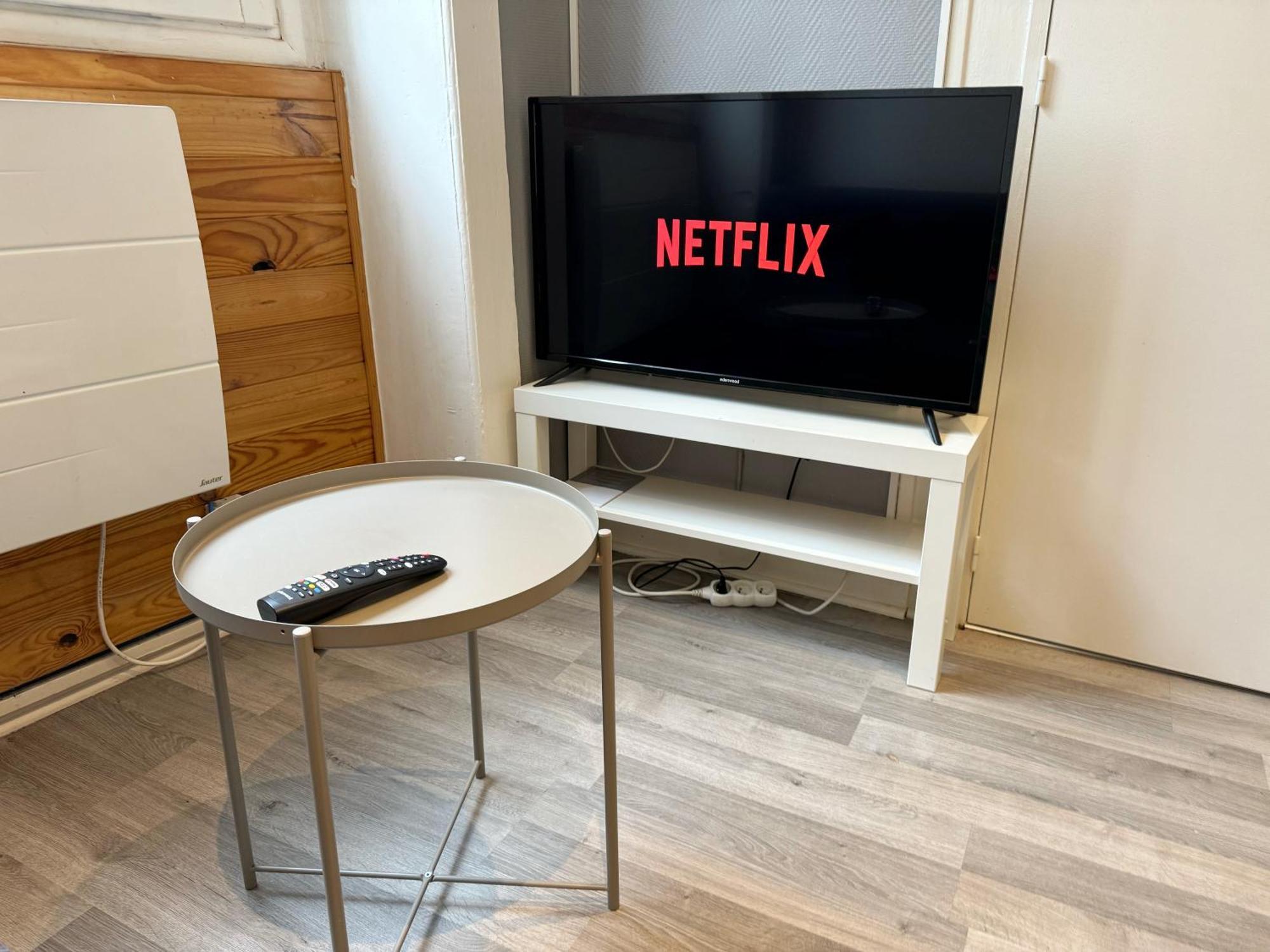 Апартаменты 010 Chic & Cosy F1 29M2 Hypercentre Wifi Smart Tv Netflix Сент-Этьен Экстерьер фото